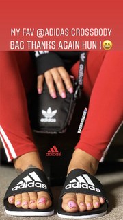 Deedee Rican feet photo thumbnail