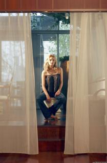 Diane Kruger feet photo thumbnail