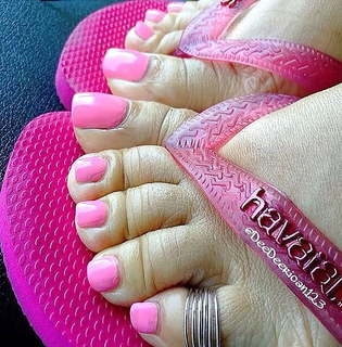 Deedee Rican feet photo thumbnail