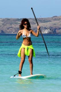 Rihanna feet photo thumbnail