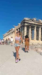 Dorota Rabczewska feet photo thumbnail