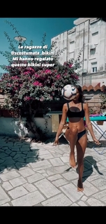 Giorgia Crivello feet photo thumbnail