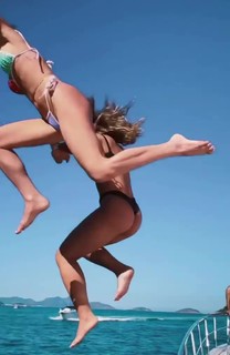 Bruna Marquezine feet photo thumbnail