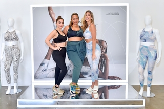 Kara Del Toro feet photo thumbnail