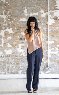 Lily Allen feet photo thumbnail