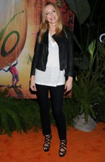 Heather Graham feet photo thumbnail