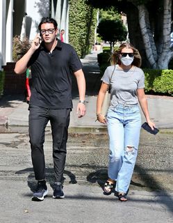 Sofia Richie feet photo thumbnail
