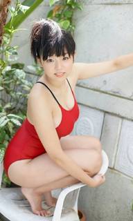 Ai Shinozaki feet photo thumbnail