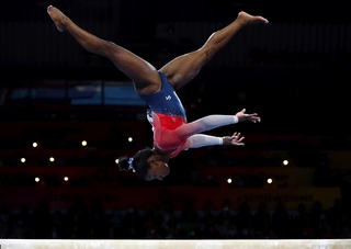 Simone Biles feet photo thumbnail