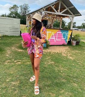 Rochelle Humes feet photo thumbnail