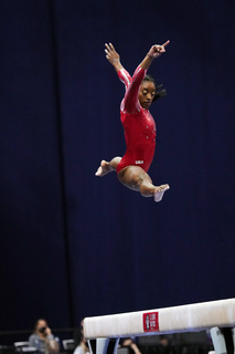 Simone Biles feet photo thumbnail