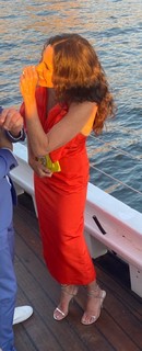 Minnie Driver feet photo thumbnail