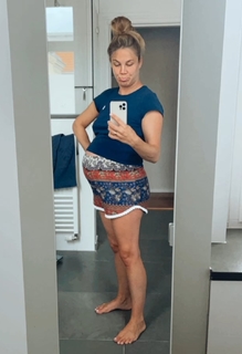 Alina Merkau feet photo thumbnail