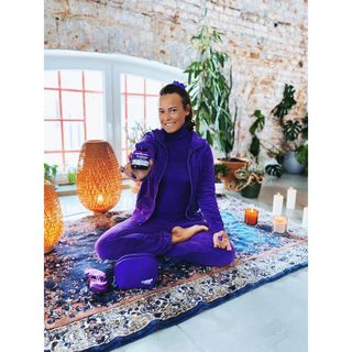 Anna Mucha feet photo thumbnail