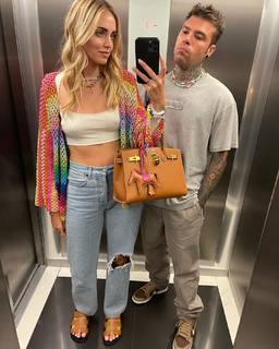 Chiara Ferragni feet photo thumbnail