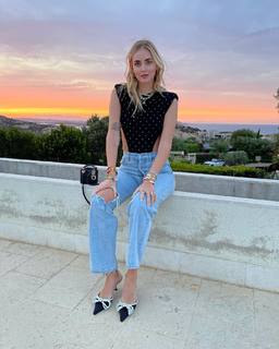 Chiara Ferragni feet photo thumbnail