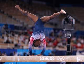 Simone Biles feet photo thumbnail