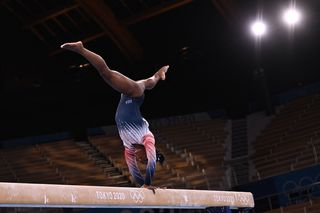 Simone Biles feet photo thumbnail