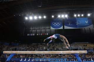 Simone Biles feet photo thumbnail