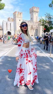 Lele Pons feet photo thumbnail