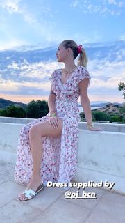 Chiara Ferragni feet photo thumbnail