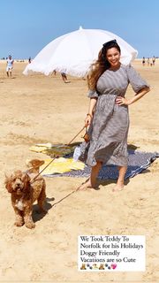 Kelly Brook feet photo thumbnail