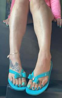 Deedee Rican feet photo thumbnail