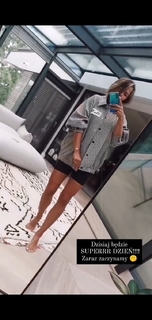 Anna Lewandowska feet photo thumbnail