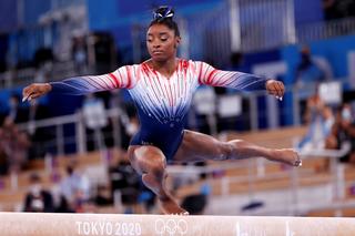 Simone Biles feet photo thumbnail