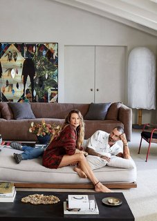 Behati Prinsloo feet photo thumbnail