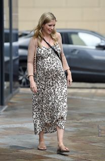 Rachel Riley feet photo thumbnail