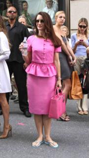 Kristin Davis feet photo thumbnail