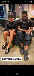 Angela Yee feet photo thumbnail