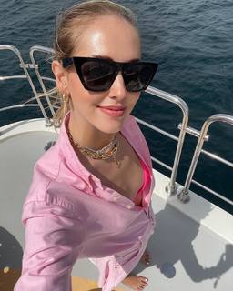 Chiara Ferragni feet photo thumbnail