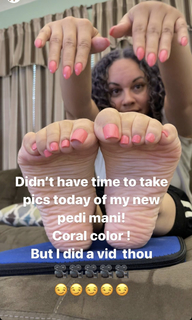 Deedee Rican feet photo thumbnail