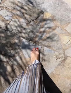 Daniela Katzenberger feet photo thumbnail