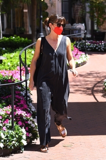 Jennifer Garner feet photo thumbnail