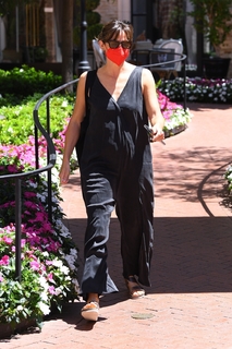 Jennifer Garner feet photo thumbnail