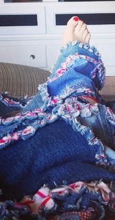 Angela Kinsey feet photo thumbnail