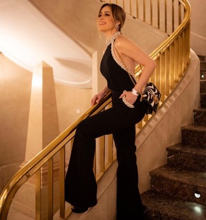 Cynthia Rodríguez feet photo thumbnail