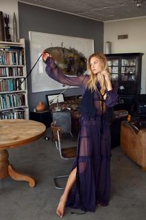 Bar Refaeli feet photo thumbnail