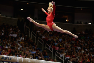 Nastia Liukin feet photo thumbnail