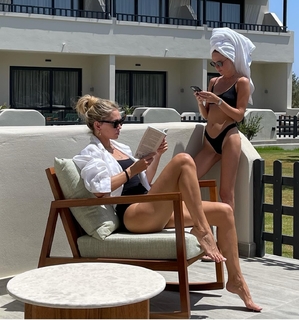 Vera Brezhneva feet photo thumbnail