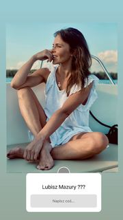 Edyta Herbus feet photo thumbnail
