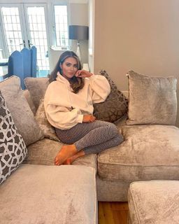 Amy Childs feet photo thumbnail