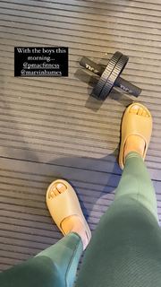 Rochelle Humes feet photo thumbnail