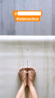 Kino MacGregor feet photo thumbnail