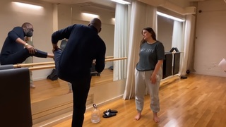 Ashley Graham feet photo thumbnail