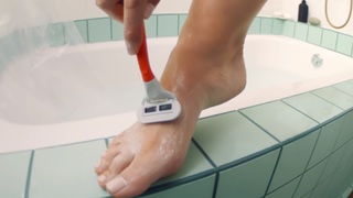 Ashley Graham feet photo thumbnail