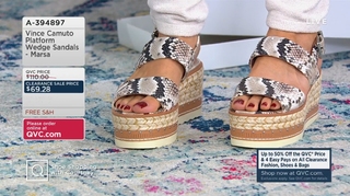 Courtney Khondabi feet photo thumbnail